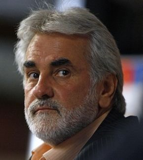 بیوگرافی عباس انصاری فرد و همسرش + فرزندان